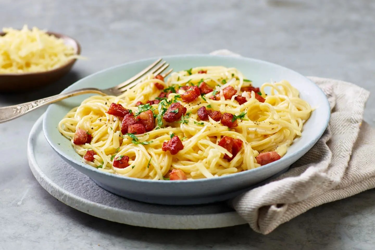 carbonara-pasta-oppskrift